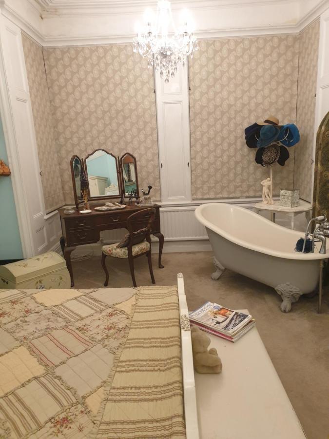 Judy'S B&B Private Home 卡迪夫 外观 照片