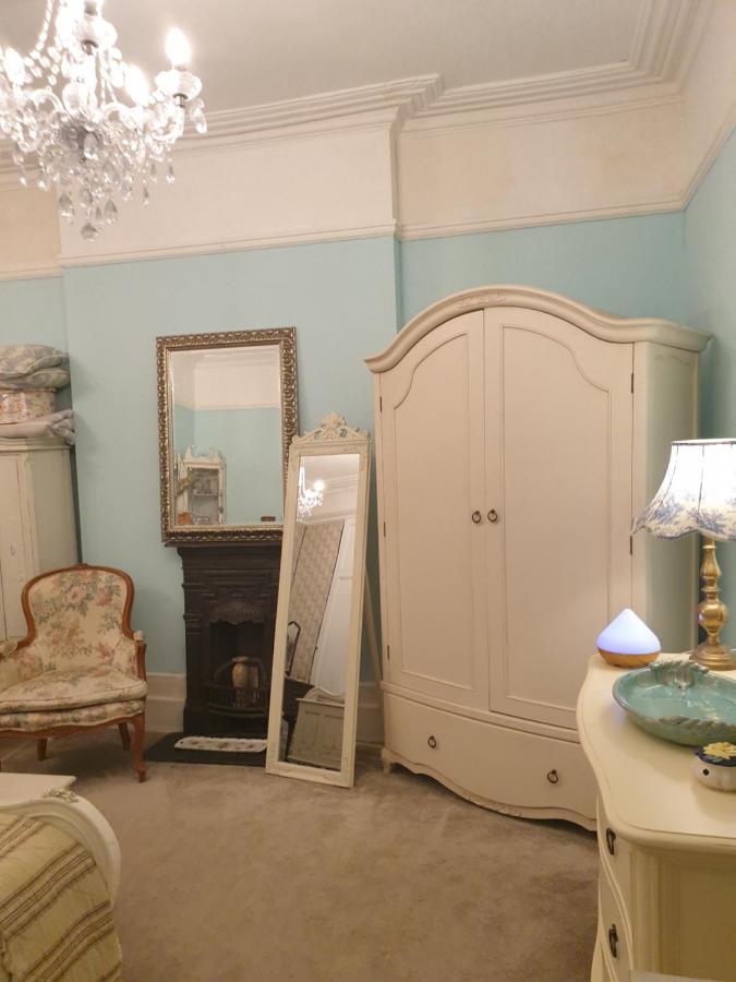 Judy'S B&B Private Home 卡迪夫 外观 照片