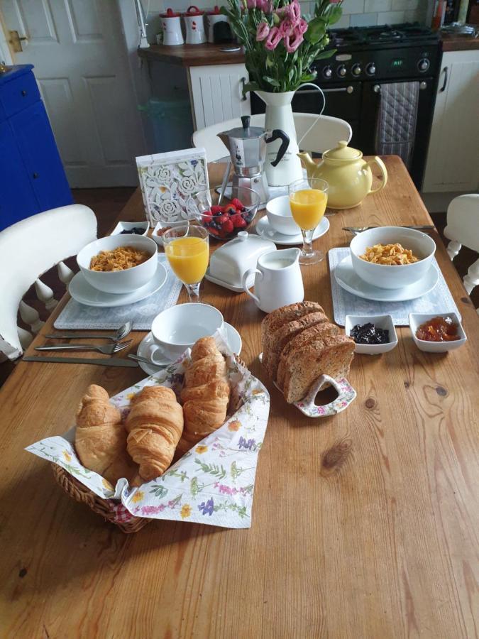Judy'S B&B Private Home 卡迪夫 外观 照片