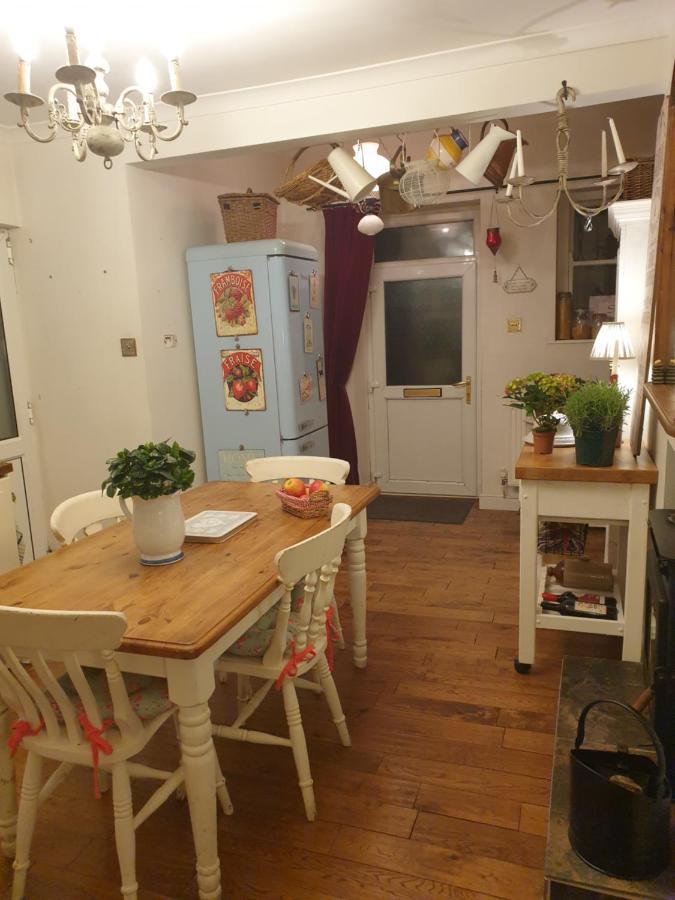 Judy'S B&B Private Home 卡迪夫 外观 照片
