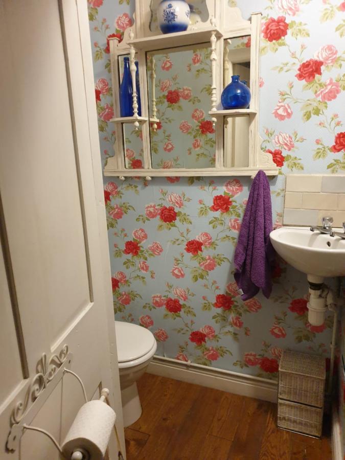Judy'S B&B Private Home 卡迪夫 外观 照片