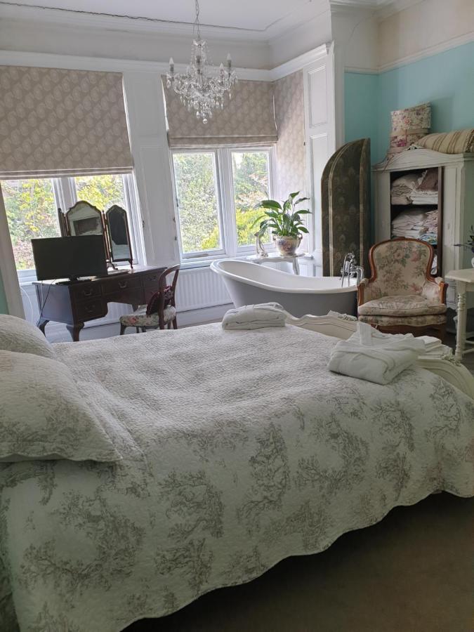 Judy'S B&B Private Home 卡迪夫 外观 照片
