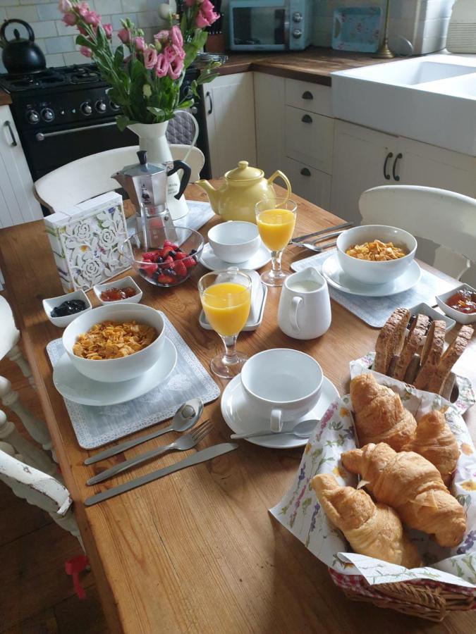 Judy'S B&B Private Home 卡迪夫 外观 照片